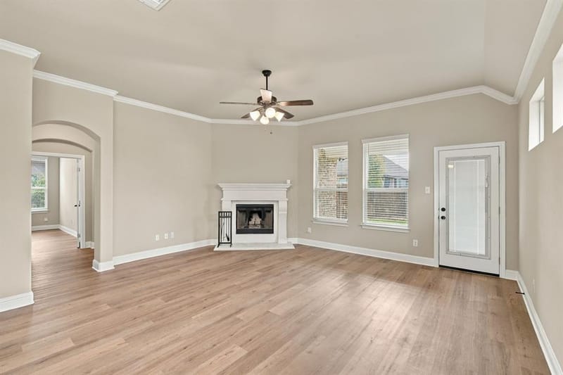 548 Washington Avenue, Waxahachie TX 75165 - Photo 7
