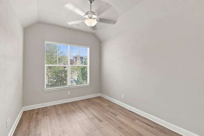 548 Washington Avenue, Waxahachie TX 75165 - Photo 14