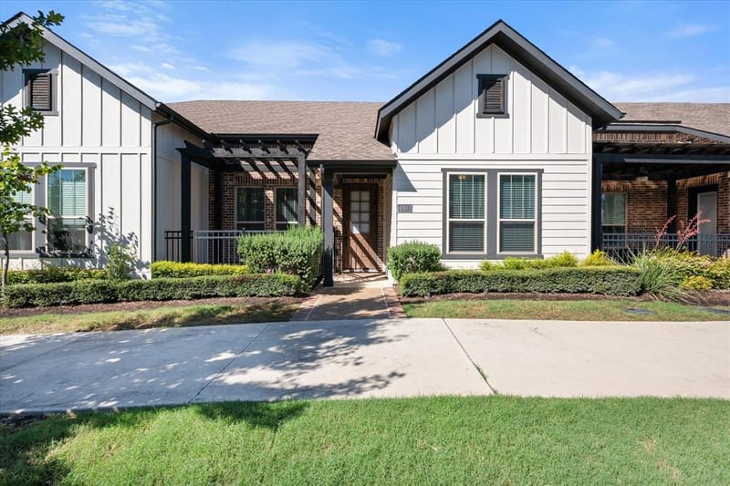 4803 Midnight Violet Way, Arlington TX 76005
