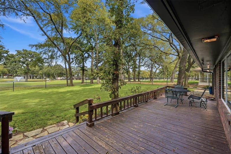 215 Modoc Trail, Lake Kiowa TX 76240 - Photo 32