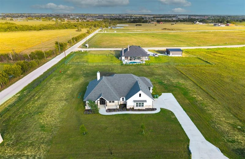 8524 Bronco Drive, Godley TX 76044 - Photo 26