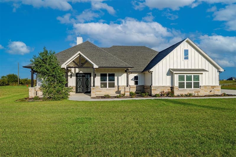 8524 Bronco Drive, Godley TX 76044 - Photo 24