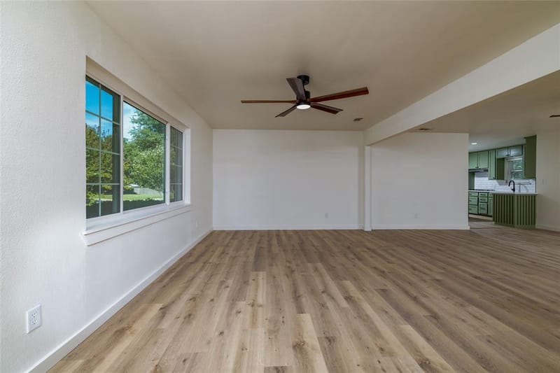 102 Juniper Street, Mansfield TX 76063 - Photo 6