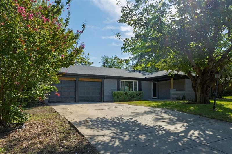 102 Juniper Street, Mansfield TX 76063