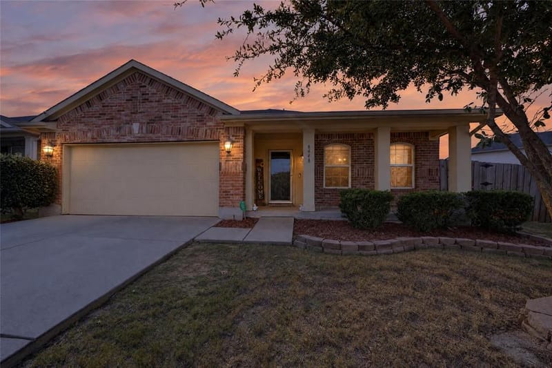 8448 Little Fawn Lane, Dallas TX 75249