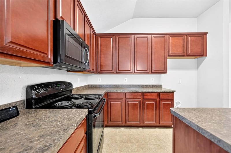 8448 Little Fawn Lane, Dallas TX 75249 - Photo 14