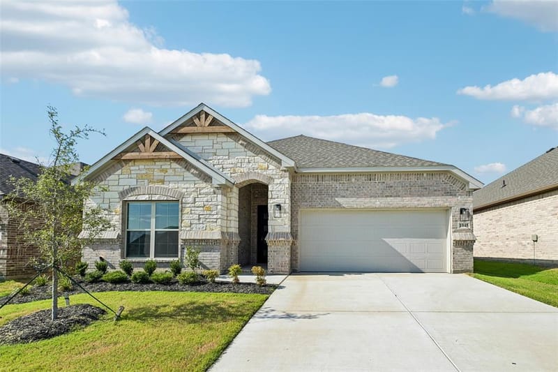 1045 Nighthawk Trail, Alvarado TX 76009 - Photo 2