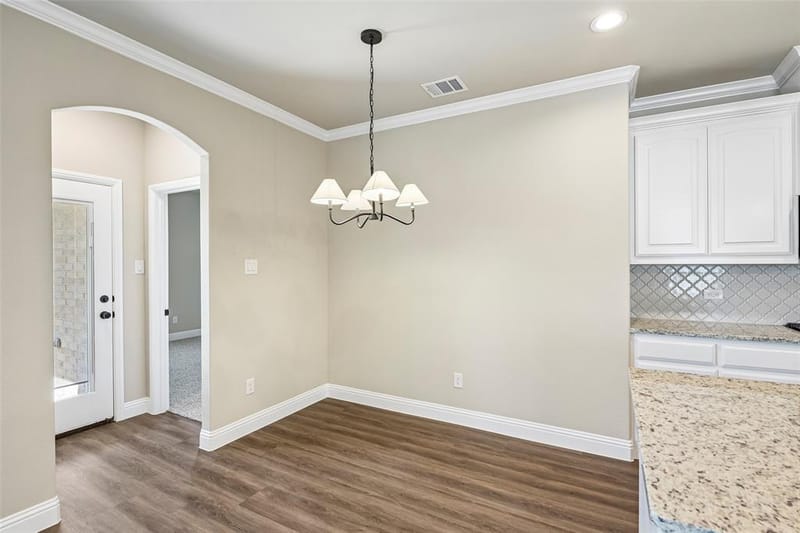 1045 Nighthawk Trail, Alvarado TX 76009 - Photo 7