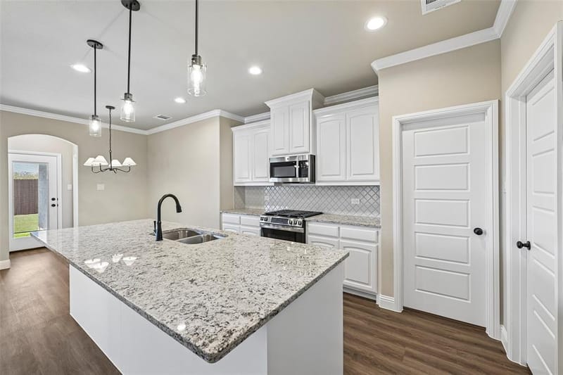 1045 Nighthawk Trail, Alvarado TX 76009 - Photo 8