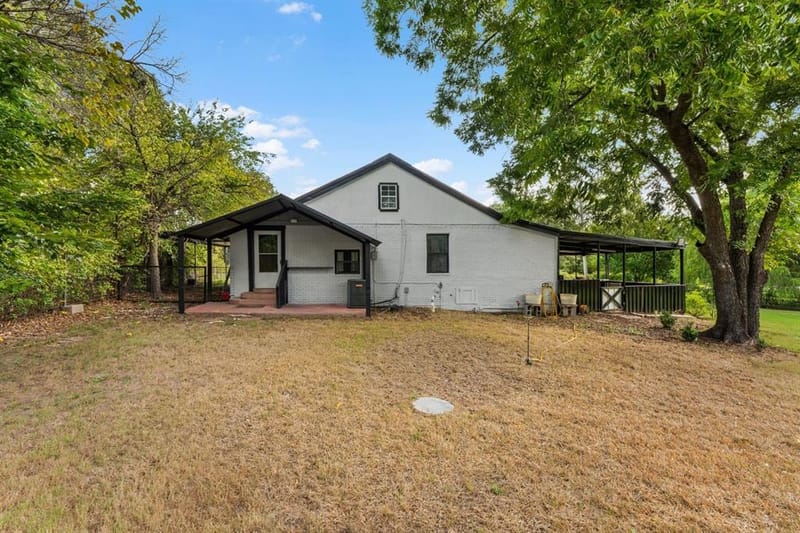 702 Monticello Drive, Springtown TX 76082 - Photo 37