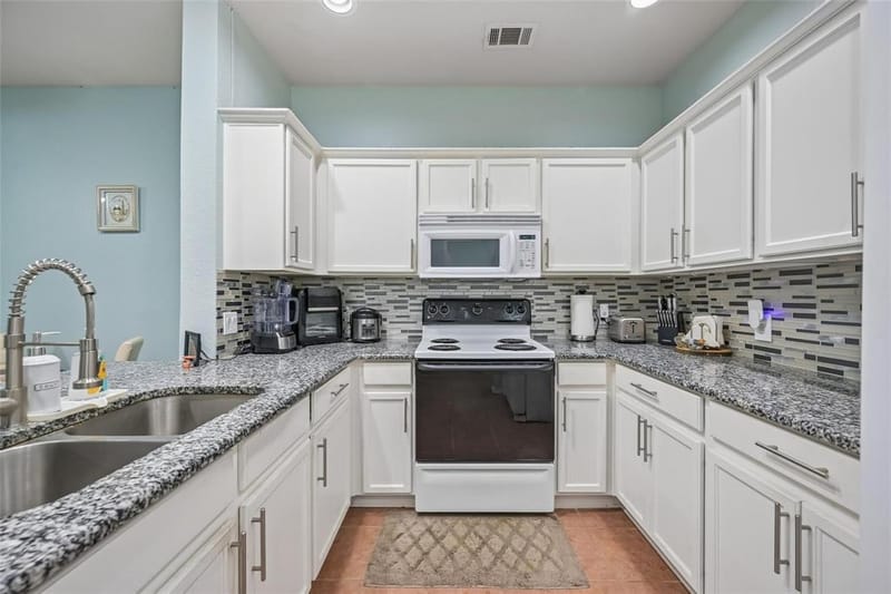 2209 Stonepark Place, McKinney TX 75071 - Photo 7