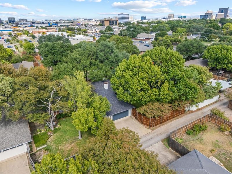4136 Flintridge Drive, Dallas TX 75244 - Photo 32