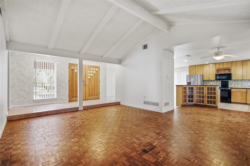 15721 mapleview, Dallas TX 75248 - Photo 6