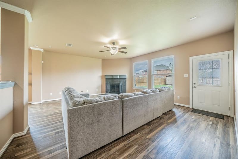 1739 Chadwick Drive, Cedar Hill TX 75104 - Photo 2
