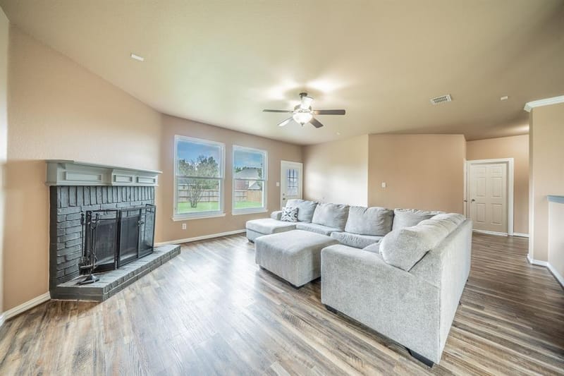 1739 Chadwick Drive, Cedar Hill TX 75104 - Photo 4
