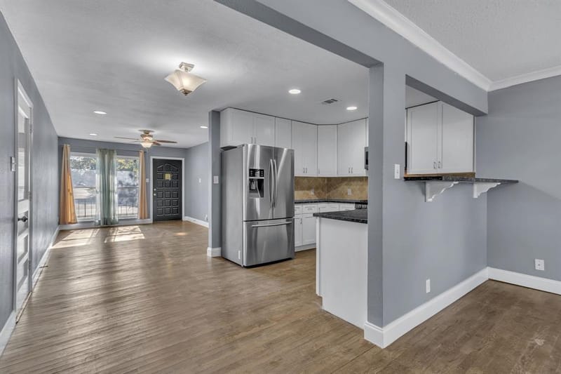 9621 Rustown Drive, Dallas TX 75228 - Photo 10