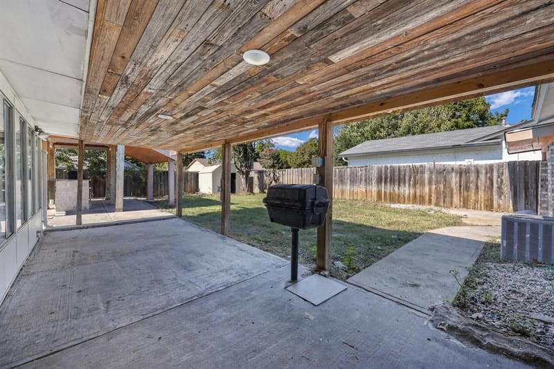 513 Colonial Drive, Garland TX 75043 - Photo 18