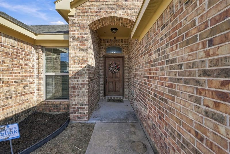 913 Sage Meadow Drive, Glenn Heights TX 75154 - Photo 5