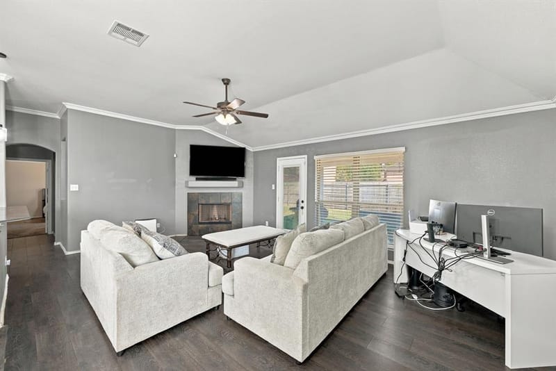 913 Sage Meadow Drive, Glenn Heights TX 75154 - Photo 8
