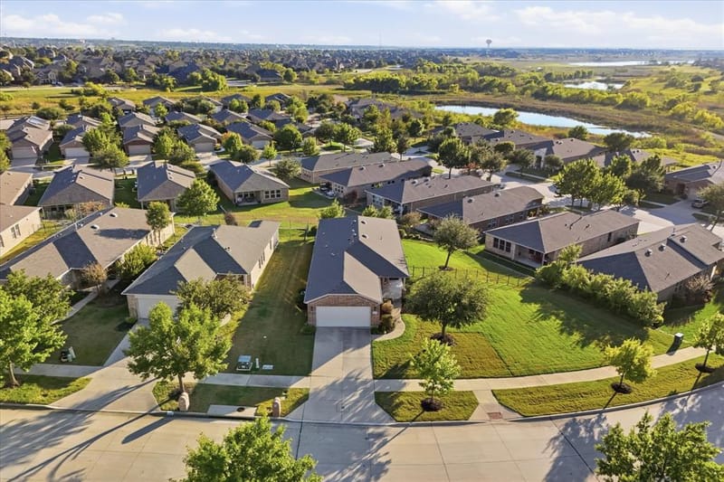 311 Mariposa Lane, Frisco TX 75036 - Photo 34