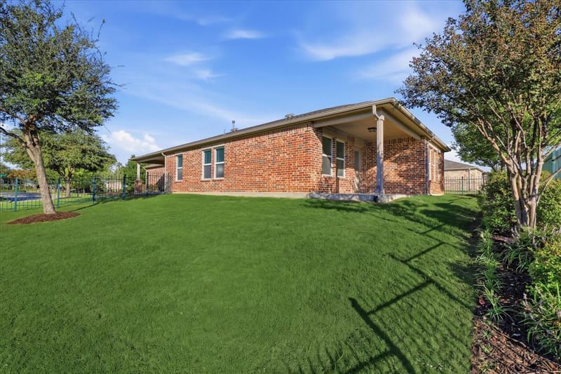 311 Mariposa Lane, Frisco TX 75036 - Photo 31