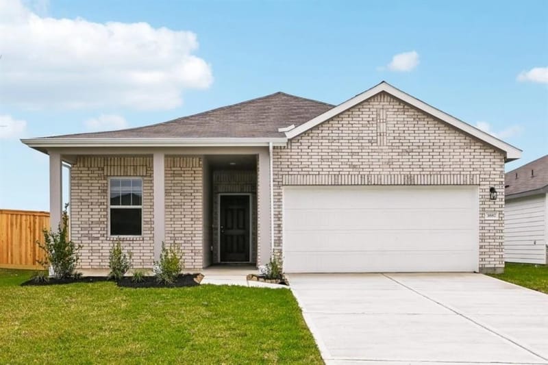 2421 Rambler Drive, Ponder TX 76259