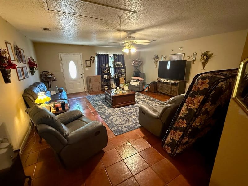 420 Allencrest Drive, White Settlement TX 76108 - Photo 4