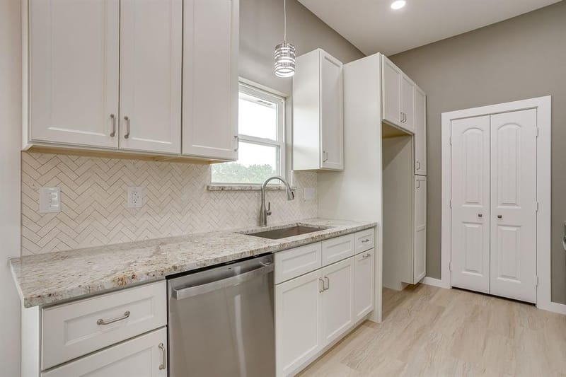 1024 RAYS Way, Weatherford TX 76085 - Photo 13