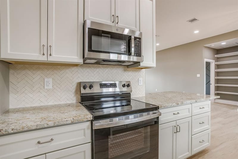 1024 RAYS Way, Weatherford TX 76085 - Photo 16
