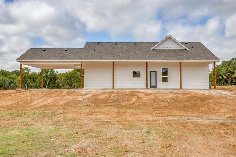 1024 RAYS Way, Weatherford TX 76085 - Photo 30