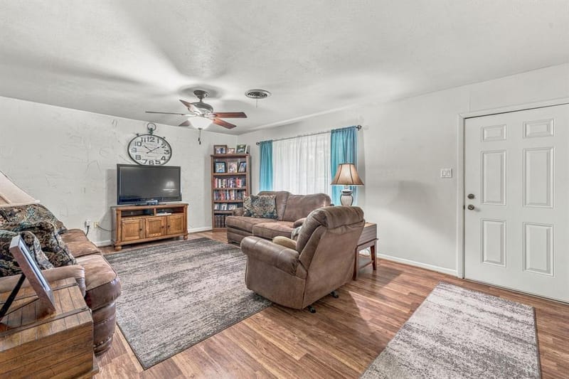 2190 N Woodland Street, Stephenville TX 76401 - Photo 7