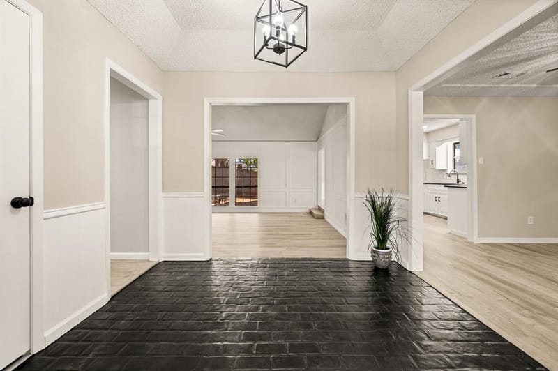 2724 Westridge Drive, Arlington TX 76012 - Photo 7