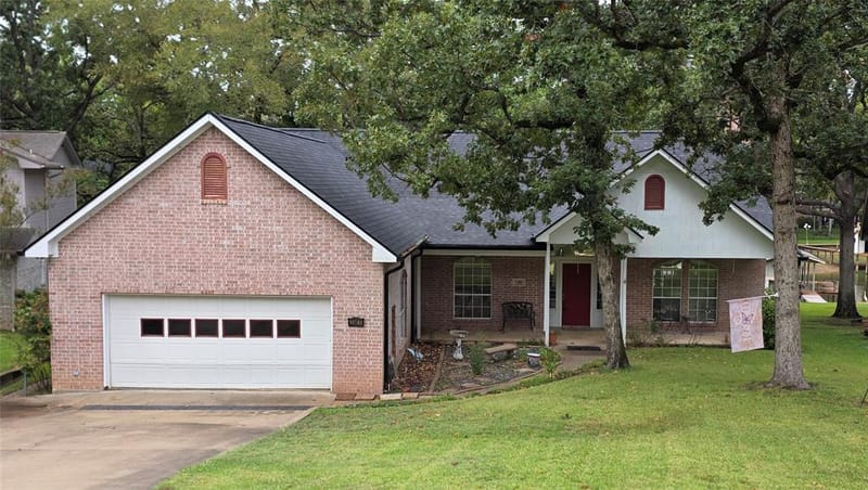 5488 Point LaVista, Malakoff TX 75148