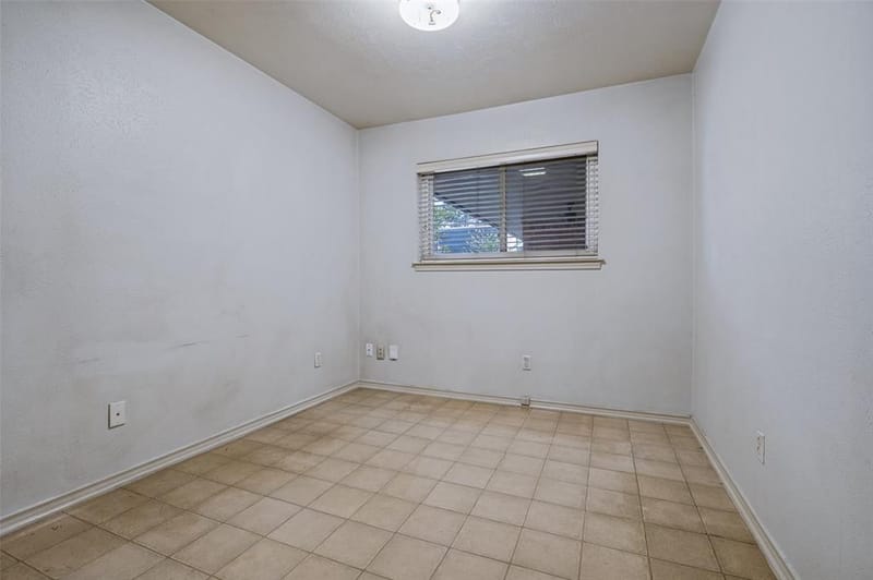2106 Sunnyvale Road, Grand Prairie TX 75050 - Photo 27