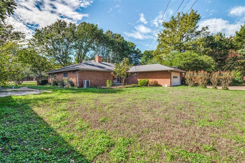 2106 Sunnyvale Road, Grand Prairie TX 75050 - Photo 32