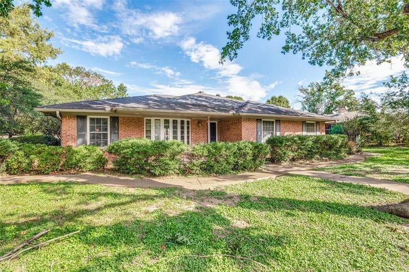 2106 Sunnyvale Road, Grand Prairie TX 75050