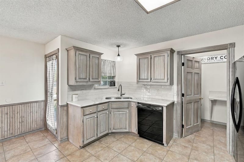 819 Nokomis Circle, Lancaster TX 75146 - Photo 23