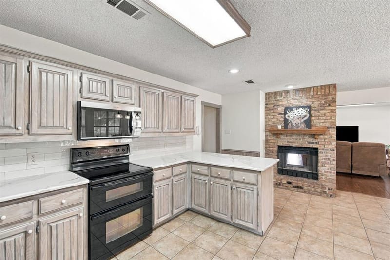 819 Nokomis Circle, Lancaster TX 75146 - Photo 22