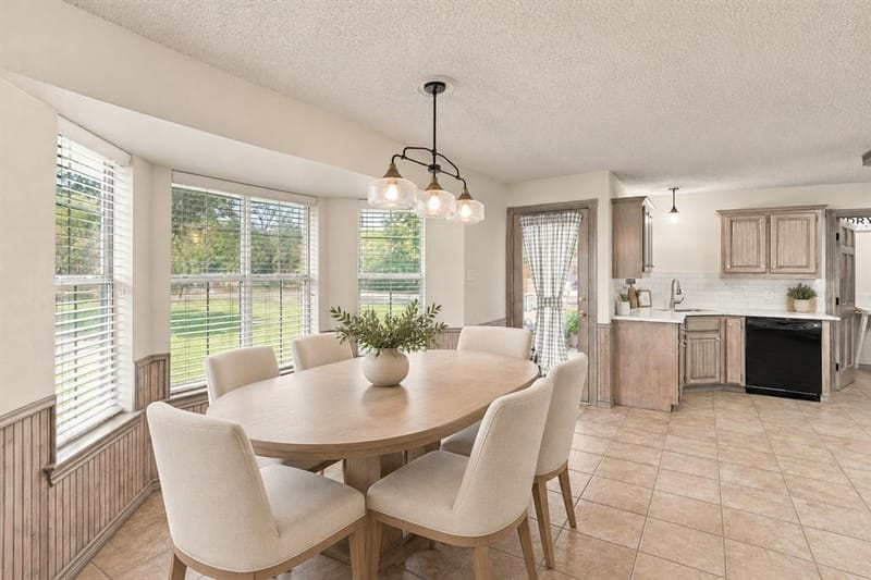 819 Nokomis Circle, Lancaster TX 75146 - Photo 7
