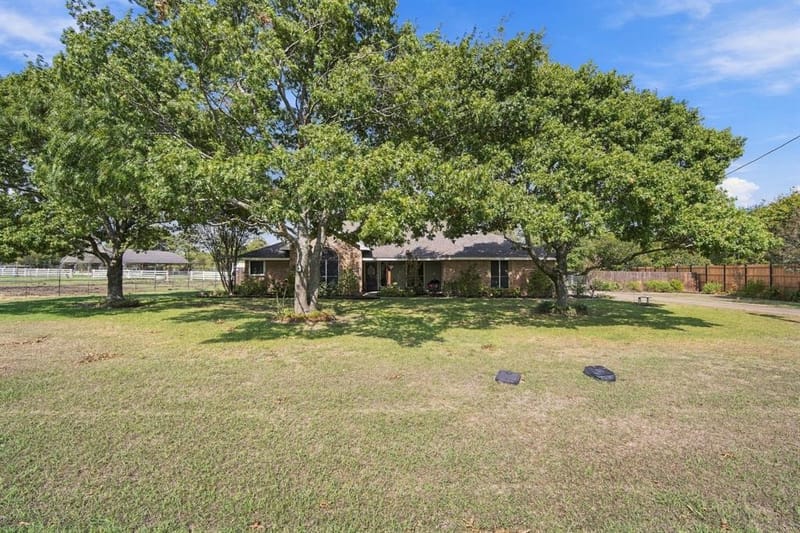 819 Nokomis Circle, Lancaster TX 75146 - Photo 31