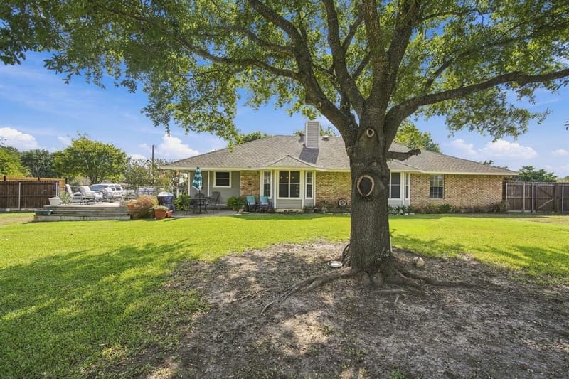 819 Nokomis Circle, Lancaster TX 75146 - Photo 29