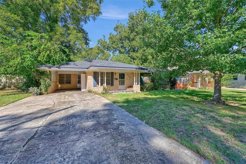 205 N Union Street, Whitesboro TX 76273 - Photo 3