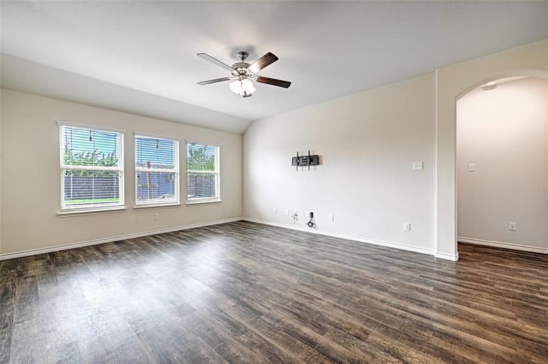 716 Jamestown Lane, Fate TX 75189 - Photo 6