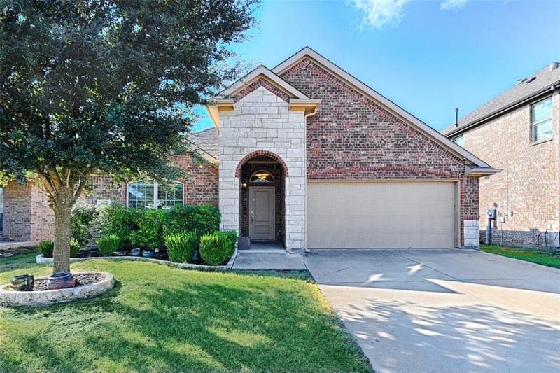 716 Jamestown Lane, Fate TX 75189