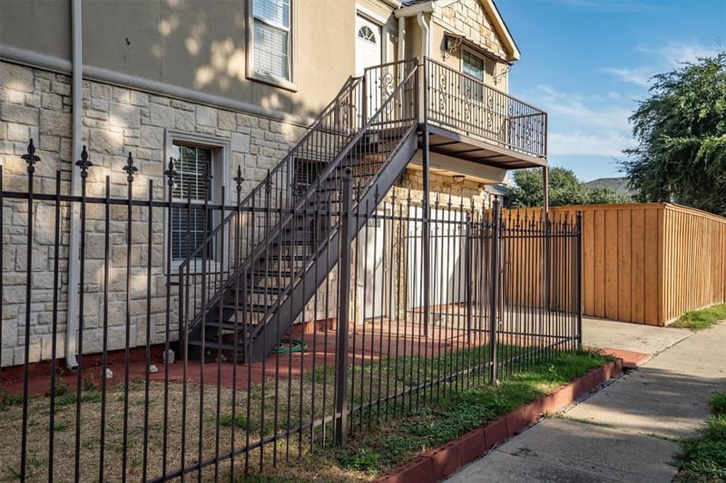 2100 Caddo Street, Dallas TX 75204 - Photo 26