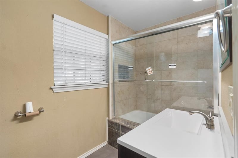 2100 Caddo Street, Dallas TX 75204 - Photo 34