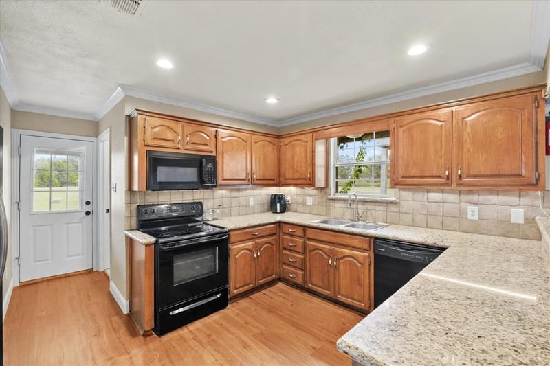 9 Amanda Lane, Rockwall TX 75032 - Photo 3