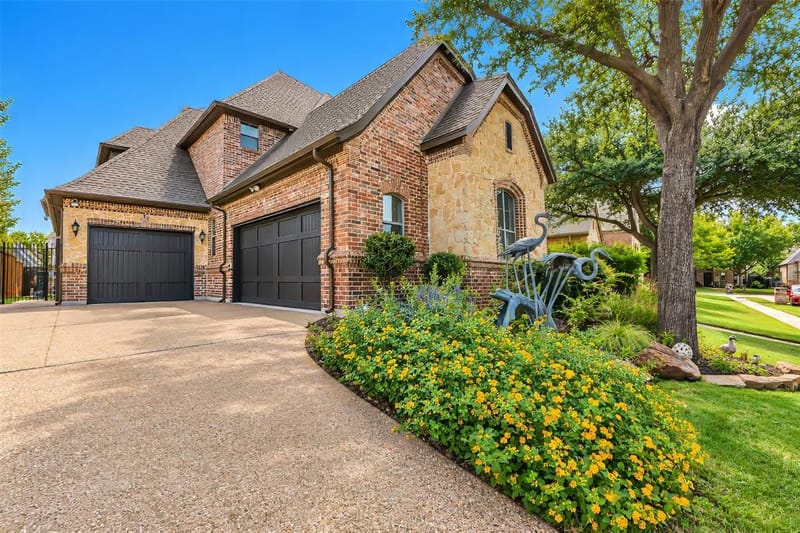 6620 Cedar Grove Drive, North Richland Hills TX 76182 - Photo 3