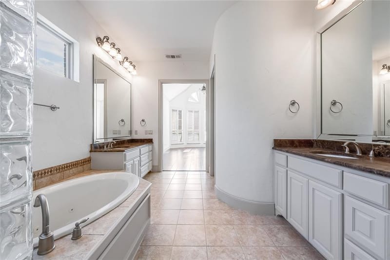 6705 Thorntree Drive, McKinney TX 75072 - Photo 21