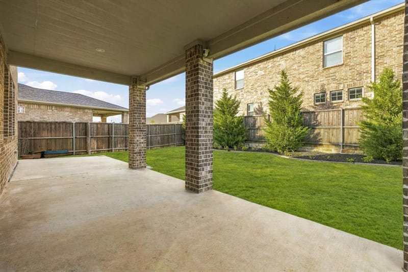 2329 Bella Court, Carrollton TX 75010 - Photo 28